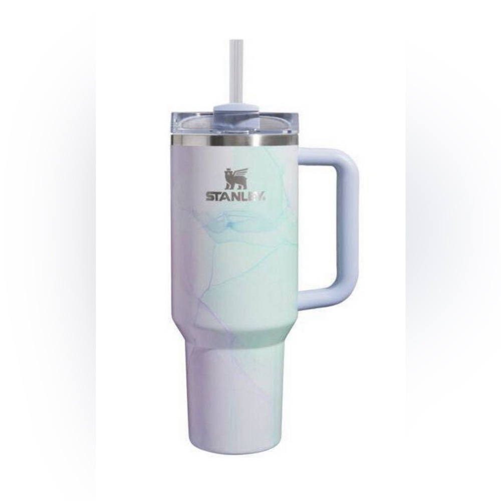 Stanley 40oz Stainless Steel FlowState
Quencher Tumbler (Watercolor Dusk color)